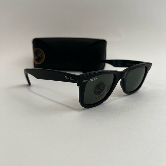 Ray-Ban Accessories - Original Ray-Ban Wayferer Sunglasses Black